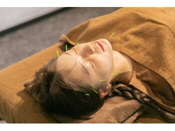 ニクス(nyx)の写真/ターンオーバーを整え毛穴ケアを叶える美容のプロがラジオ波や美容鍼で輝く肌へ☆