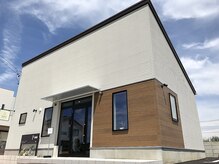 整癒院/広い駐車場５代台あります。