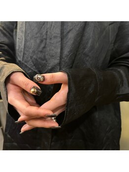 リルム(Relum)/親指アクセントネイル♪