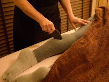 サン(SUN)の写真/【大磯】パンパンの脚を劇的リセット◎下半身集中かっさ×強力ハンドで脂肪燃焼＆代謝UP！軽さ実感★