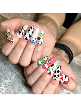 ダリア(Dahlia)/しんちゃんネイル