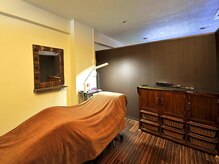 サロンドアイラッシュ(Salon de Eyelash)の雰囲気（☆全室ゆったりとした個室で施術致します*暖色系でリラックス♪）