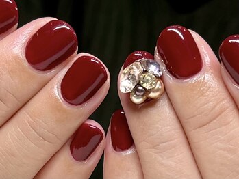 モーヴネイル(mauve.nail)/ワンポイント華やかネイル