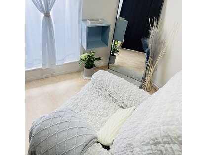 マム(MOM)の写真