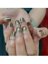 サロンドティス 学芸大学(salon de tis)/ハンドワンポイントアート