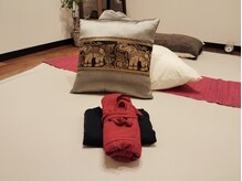 月と蓮の雰囲気（お着替えご用意しております。）