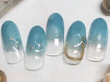 プルトワ(pourtoi)/グラデーションネイル★