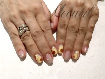 アクイユ 銀座店(ACCUEIL)/ひまわりネイル