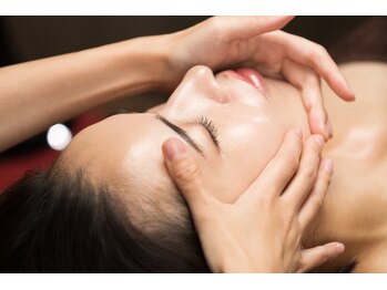 トリップリラクゼーションルーム(trip relaxation room)/フェイシャル(デコルテ付)