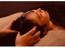 ヘッドスパで緊張ほぐれる♪小顔効果や白髪予防にもおすすめ*+