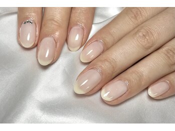 ミアネイル 蕨店(mia nail)/ワンカラー+パーツ追加