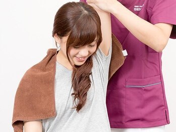 協栄接骨院/ご希望に合わせてストレッチ☆