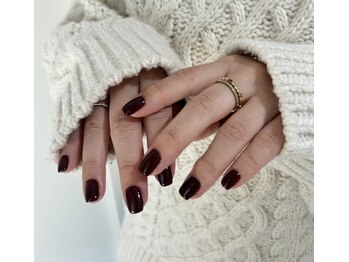 イオ(io.)/ボルドー色ワンカラー