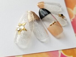 シアー系ボーダーネイル