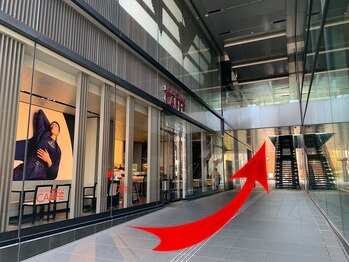 R-1ビューティーサロン 表参道/表参道駅アクセス4