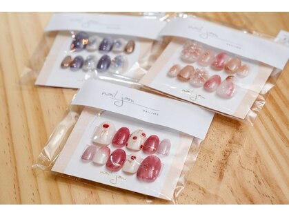 ネイル ジャム(nail jam)の写真