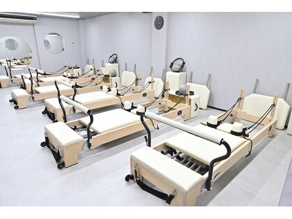 エンボディ ピラティススタジオ 野田阪神店(EMBODY Pilates Studio)の写真