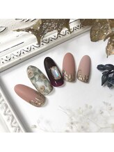 ヒトミネイルズ(Hitomi Nails)/セピアローズ
