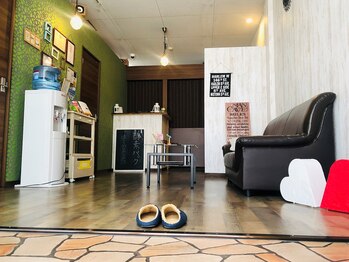 グリン(grin)/店内全体風景