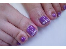 プチリリィ(Petit Lily)/普段やらないカラーも足ならOK