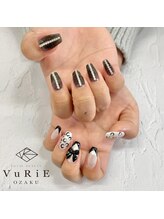 ヴリエ 小作店(VURIE)/ムーンネイル