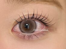 アロアイサロン(Alo's EYESALON)