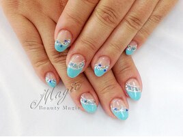 ななめフレンチネイル