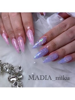 マディア(MADIA)/【スカルプやり放題/Sculpture】