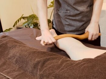 ハレカイエルア(Halekai elua)の写真/《パンパン足から卒業！巡りを整えて理想の美脚へ》脚の重だるさやむくみに特化したトリートメントでケア