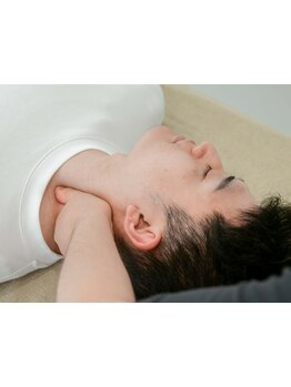 首・肩のつらさを改善したい