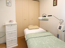 野と花鍼灸院/半個室のお部屋です。