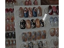 アンバースデー(UNBIRTHDAY)の雰囲気（定額デザインアートの見本も見やすく展示しております。）