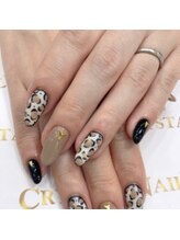クリスタルネイル ボンベルタ橘店(CRYSTAL NAIL)/ワンカラー×レオパード