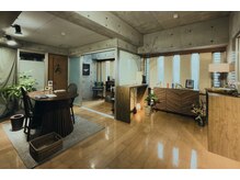 パノラマ(360°)/モダンテイストなインテリア