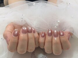 ピンクマグネットの優美なツヤ