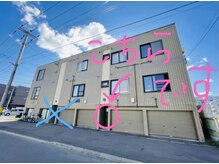 フェーバー(Fervor)/建物の入口は「右側」です。
