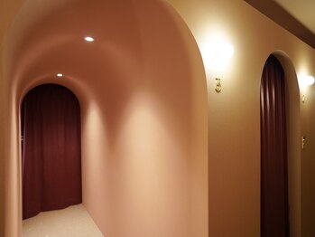 アイミゥ 表参道(IMIU）/IMIU