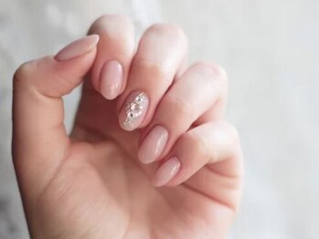 クラージュ(Courage)の写真/【シンプルだからこそ美しい、大人のためのサロン】丁寧な施術と落ち着いた空間で心まで整うネイル体験を