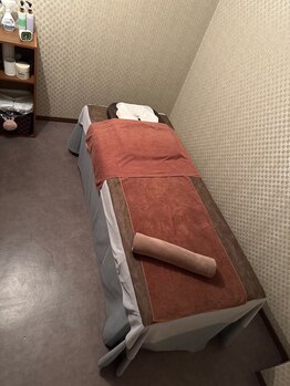 中国式整体リラクゼーションサロン　CUREの写真/深夜24時まで営業!!仕事帰りの時間も気軽に行けるのが◎溜まった疲れやコリを解消し、スッキリ軽い身体に！