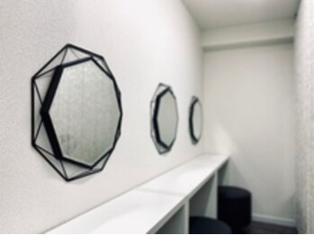 ファヴォリ 奈良西大寺店(Favori)/メイクスペースあります♪