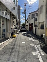 ミルフォイル(Milfoil)/ルート6　直進10ｍほどの左手