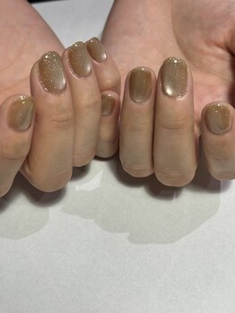 コンフィ(comfy)/ベージュブラウンマグネット