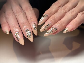 ヴレ ネイル(vrai nail)/スパンコールフラワー