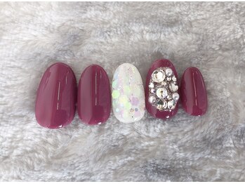 アミュレット(AMULET)/12月定額 4950円(税込)