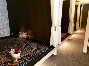 リラクゼーションサロン 軸(ziku)/4つの広々個室