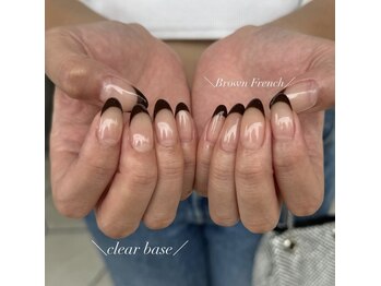 ロミー(Rommy)/フレンチネイル