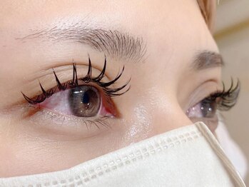 ザラボアングゥ(The Labo ungu)/【束感マツエク】