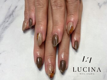 ネイルスタジオ ルキナ(LUCINA)/H-842大人上品べっ甲ネイル