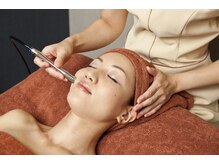 デフィー 博多店/クリアピール・ダイヤモンド