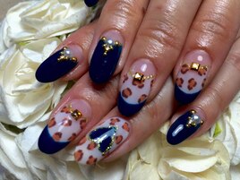 逆フレンチネイル